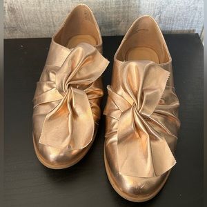 JUSTFAB ROSE GOLD FLATS SZ 8.5